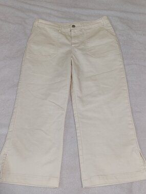 AnyBody Women’s Cropped Pants Size 10P Ivory Pull-On Wide Leg Crop Casual